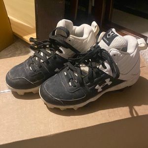 Under Armor Baseball Cleats